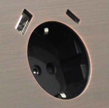 <span color-type="color" style="color: #f0e7d2">Розетка &amp; USB A-C</span>